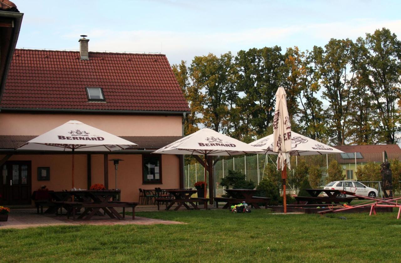 Penzion Putim Písek Buitenkant foto