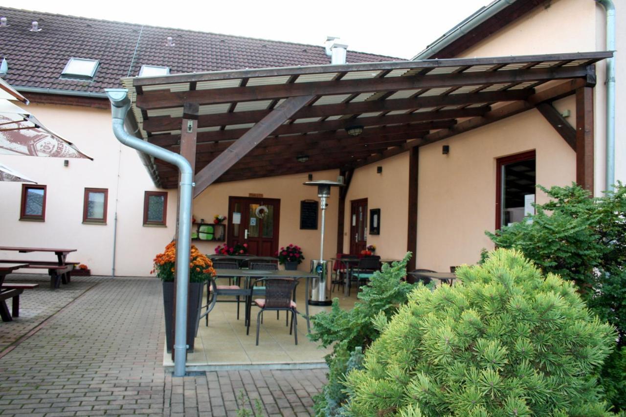 Penzion Putim Písek Buitenkant foto
